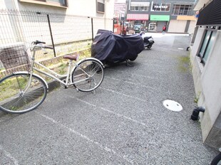 吉永ビル鼓が滝駅前の物件外観写真